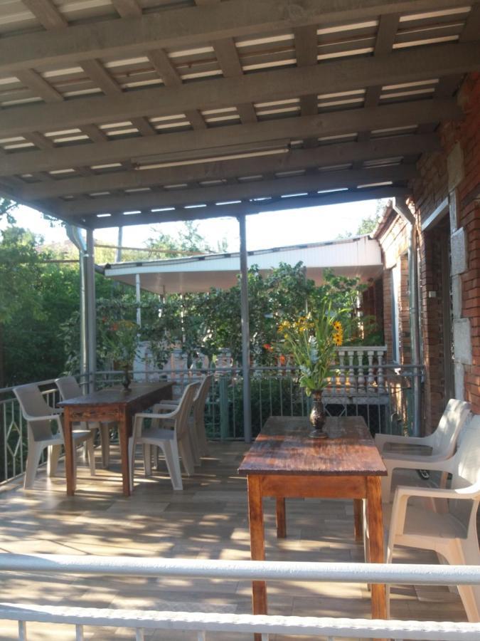 Guest House Darejani Kʼutʼaisi Exterior foto
